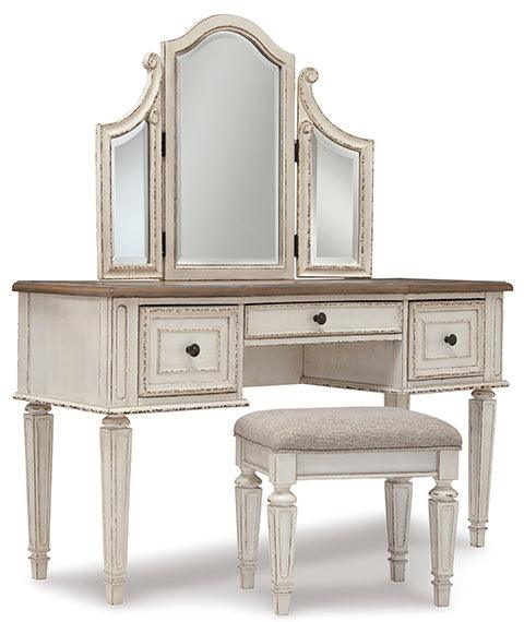 Realyn Vanity B743-22.