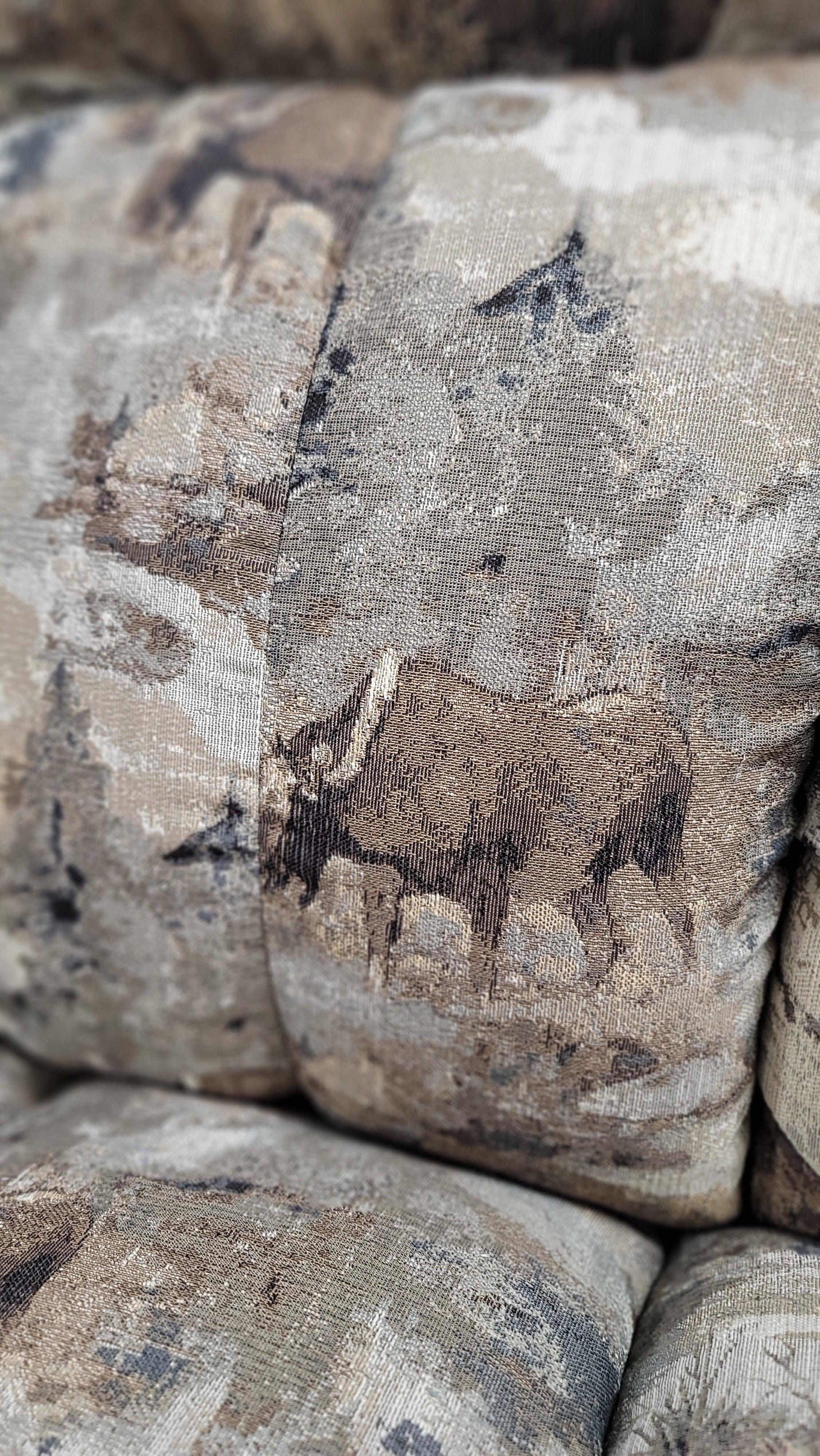 Maverick Recliner 582-10-C1670-76. Maverick Recliner 582-10-C1670-76.