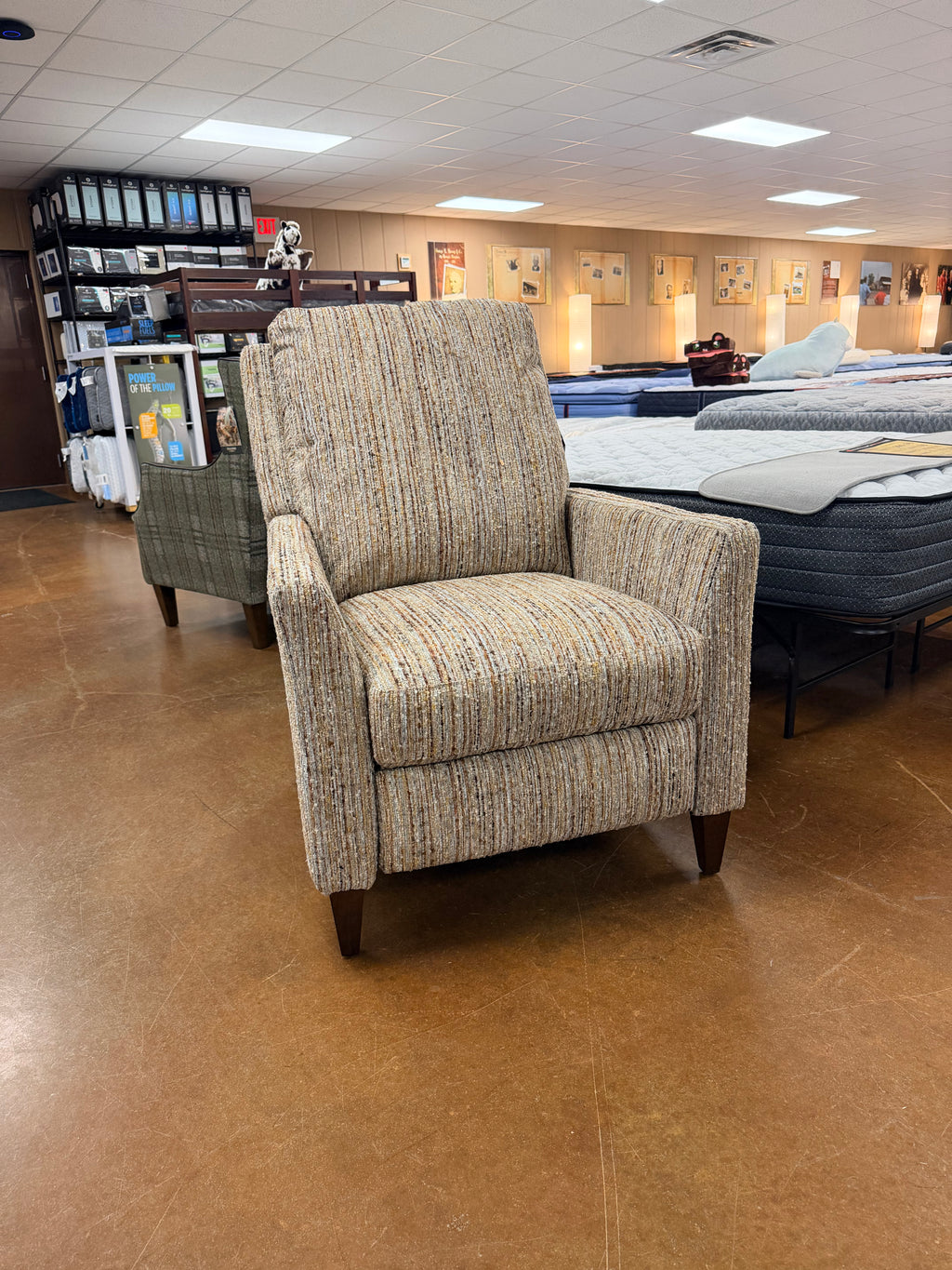 Audrey Highleg Recliner 457-205-D2097-12