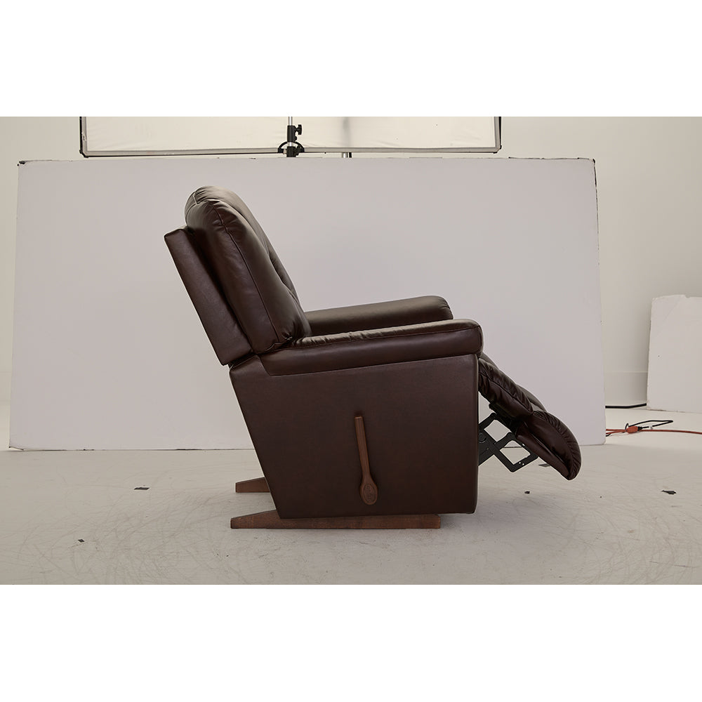 Maverick Recliner 582-10-LB2062-78