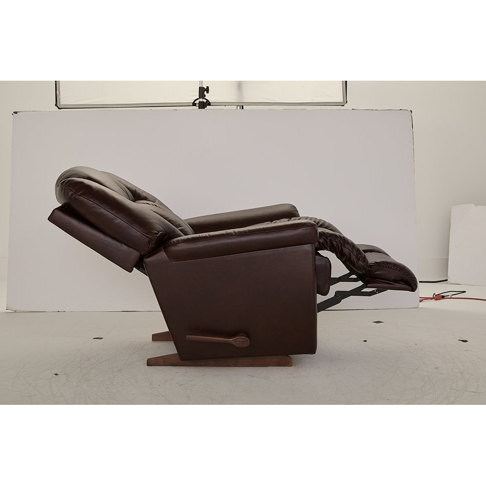 Maverick Recliner 582-10-LB2062-78