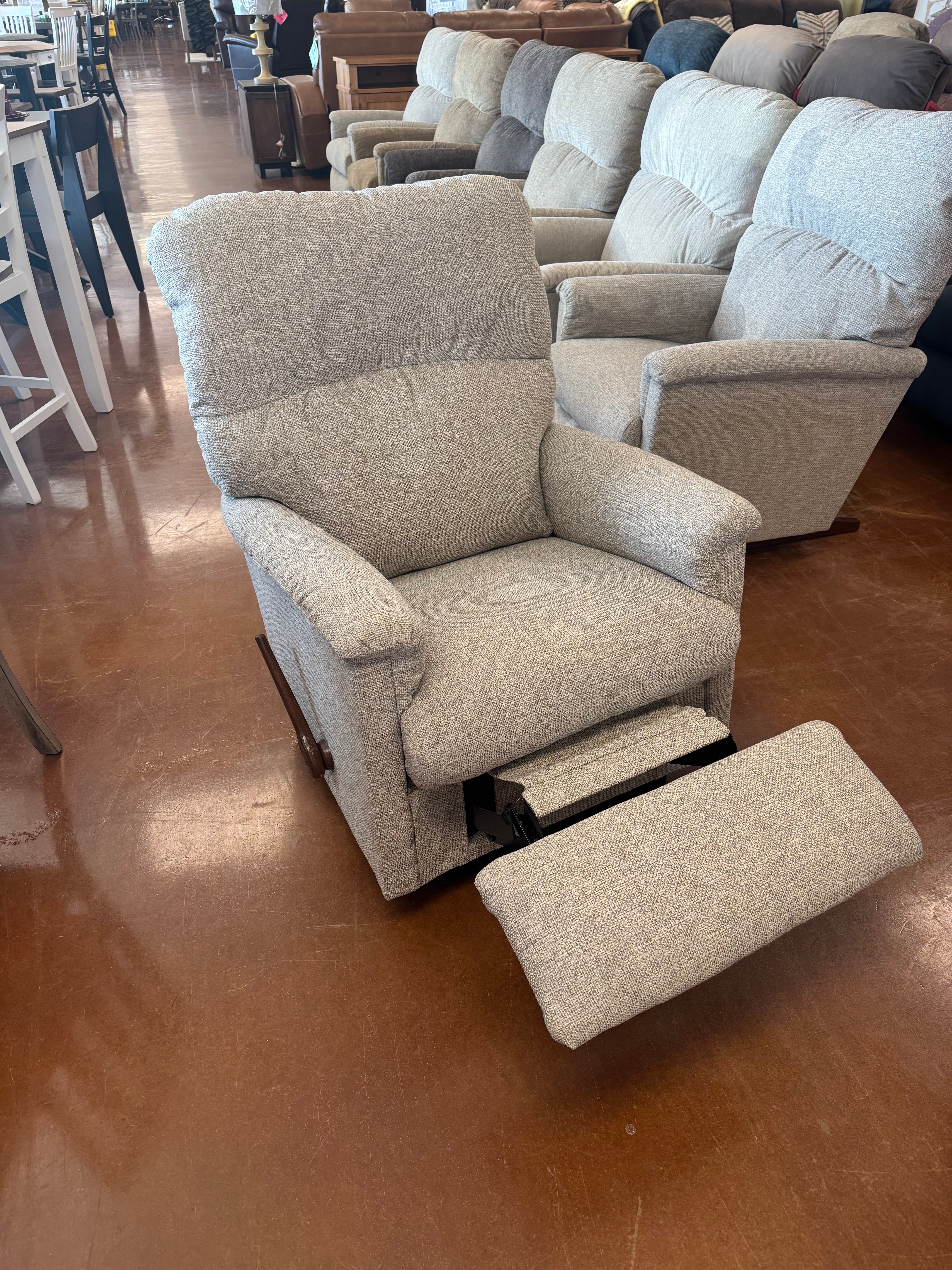Collage Wall Recliner 734-16-C1811-63