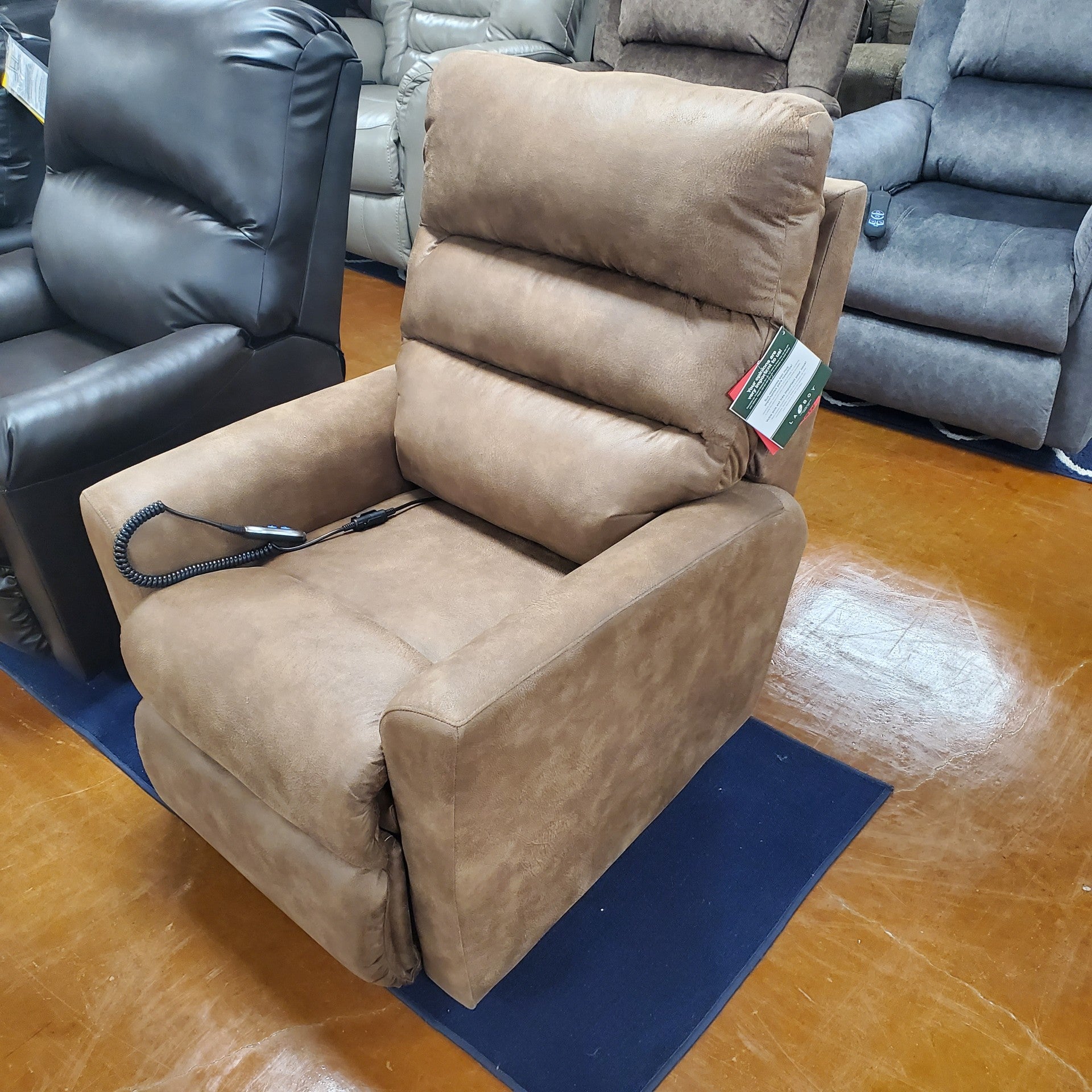 Liam Lift Chair 786-3BL-D1825-74.