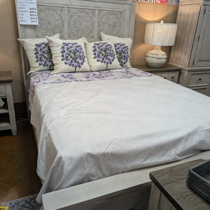 824 Heartland Queen Headboard, footboard, rails, chest and nightstand. Bundle - Darseys Furniture & MattressLiberty Furniture