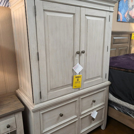 824 Heartland Queen Headboard, footboard, rails, chest and nightstand. Bundle - Darseys Furniture & MattressLiberty Furniture