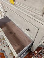 824 Heartland Queen Headboard, footboard, rails, chest and nightstand. Bundle - Darseys Furniture & MattressLiberty Furniture