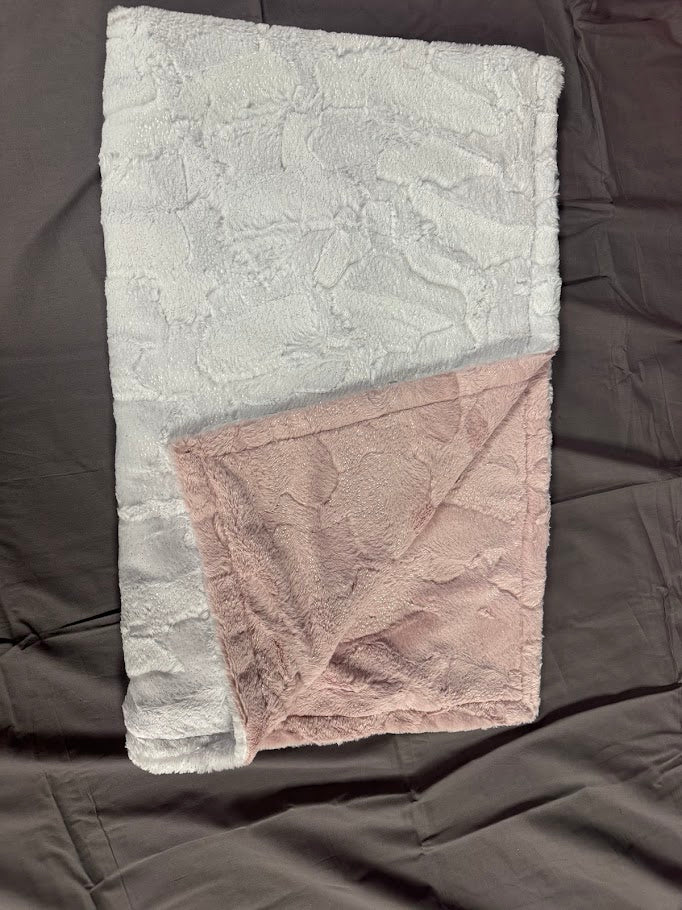 Handmade Heifer Blanket Main image