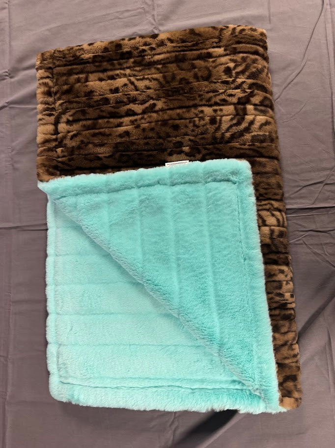 Handmade Heifer Blanket Main image