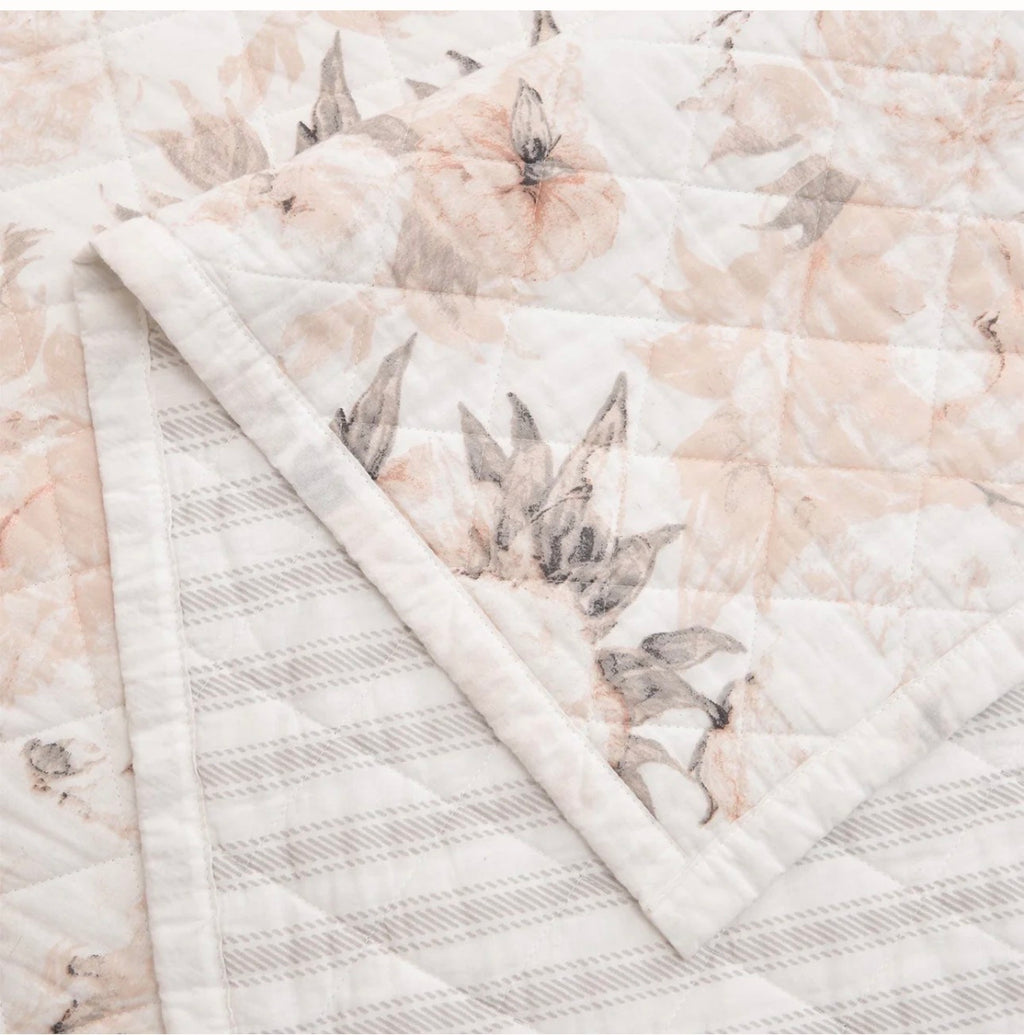 HiEnd Accents Colette Reversible King Quilt Set