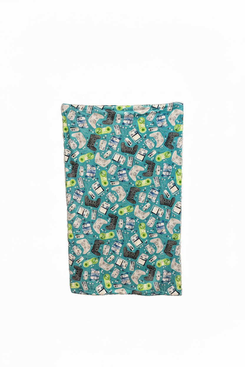 Travel Set 36"x60" Blanket, Gamers/Parakeet Prism/Mallard Fox Main image
