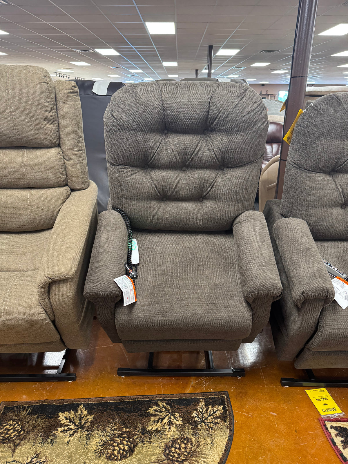 Dynamo Mink Lift Chair MM200-ZDM-A01