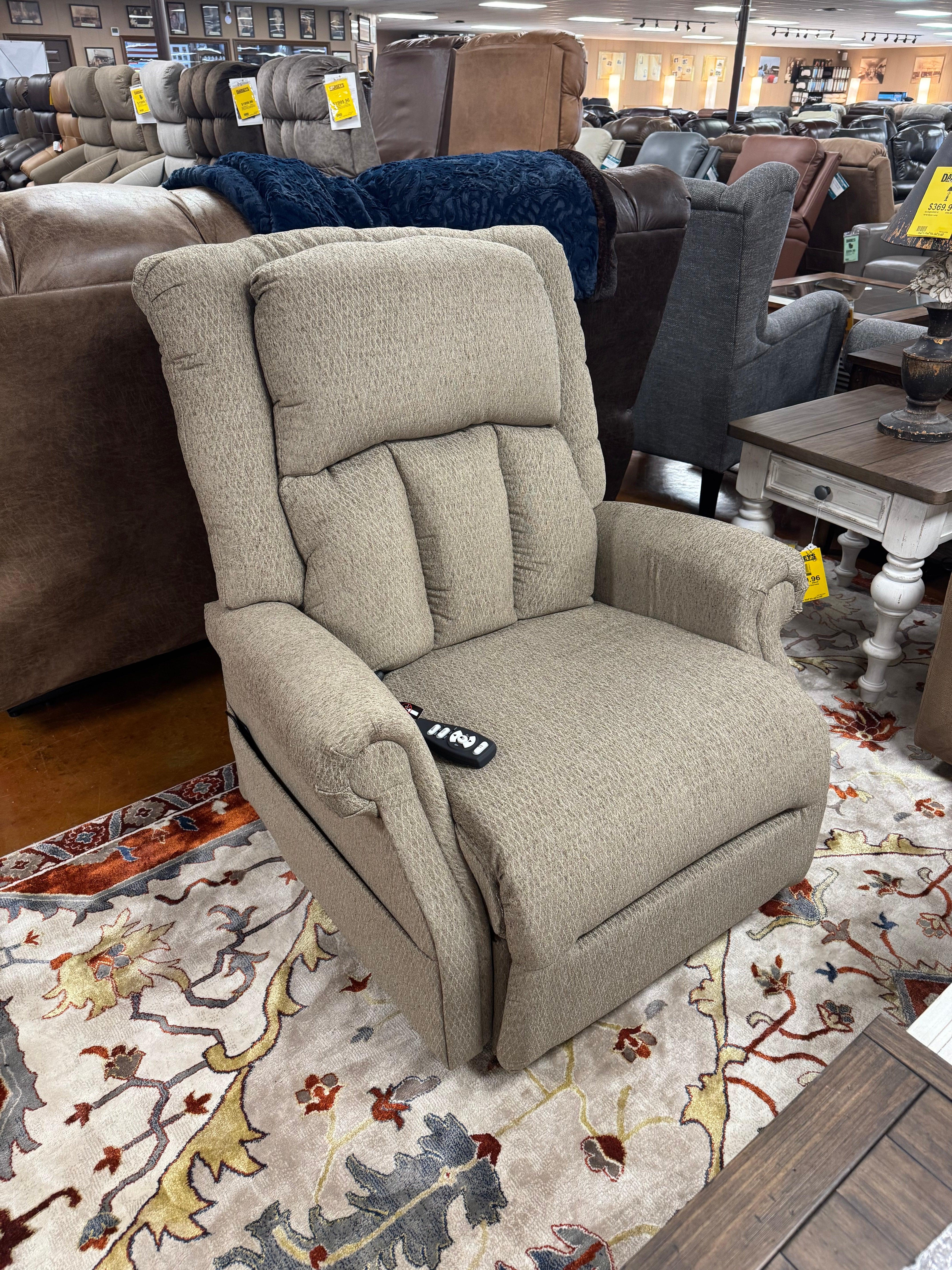 Trio Tenacity True North Wheat Lift Chair MM7001-TGH-B01 Main image