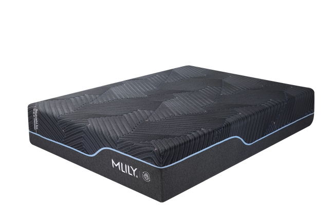 Midnight Ice 3.0 Plush Queen Size Hover Image