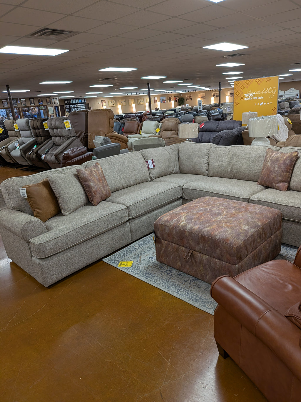 Alani Sectional 665-60A/60B/60M2/6CC-D2101-74