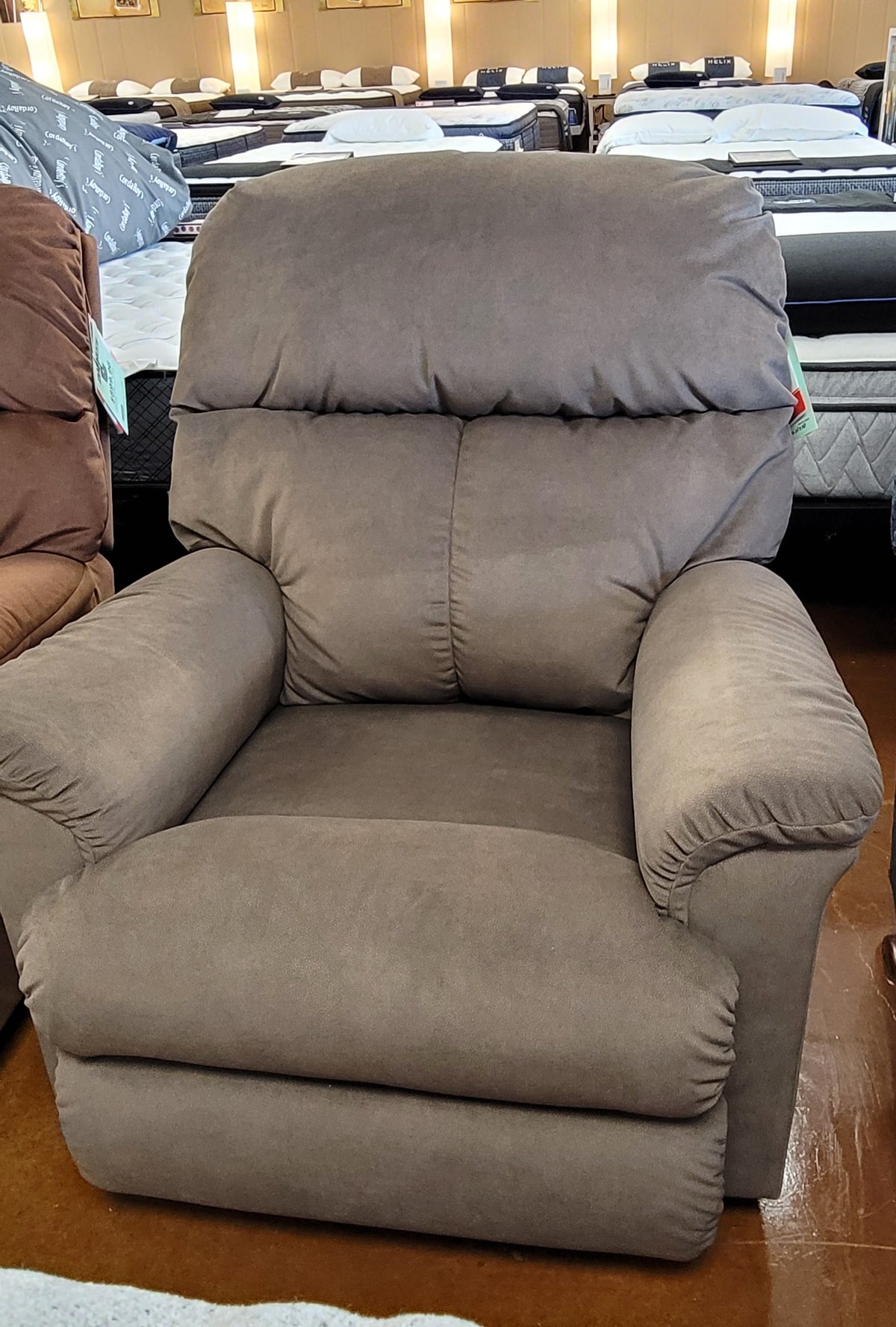 Reed Recliner 704-10-D2027-67