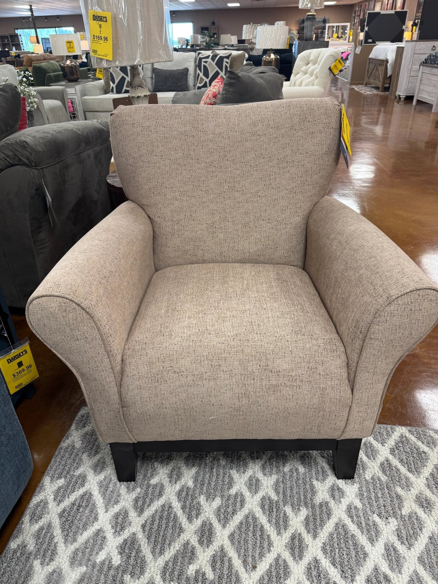 Aiden Blush Chair 2060E - 23974 - Darseys Furniture & MattressBest Home Furnishings