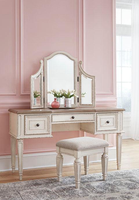 Realyn Vanity B743-22.