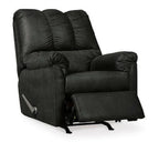 Darcy Black Recliner 7500825.