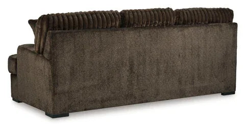 Aylesworth Chocolate Sofa 5370238.