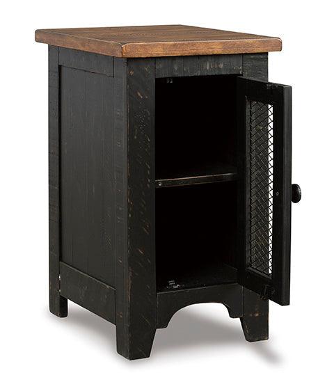 Valebeck End Table T468-7.