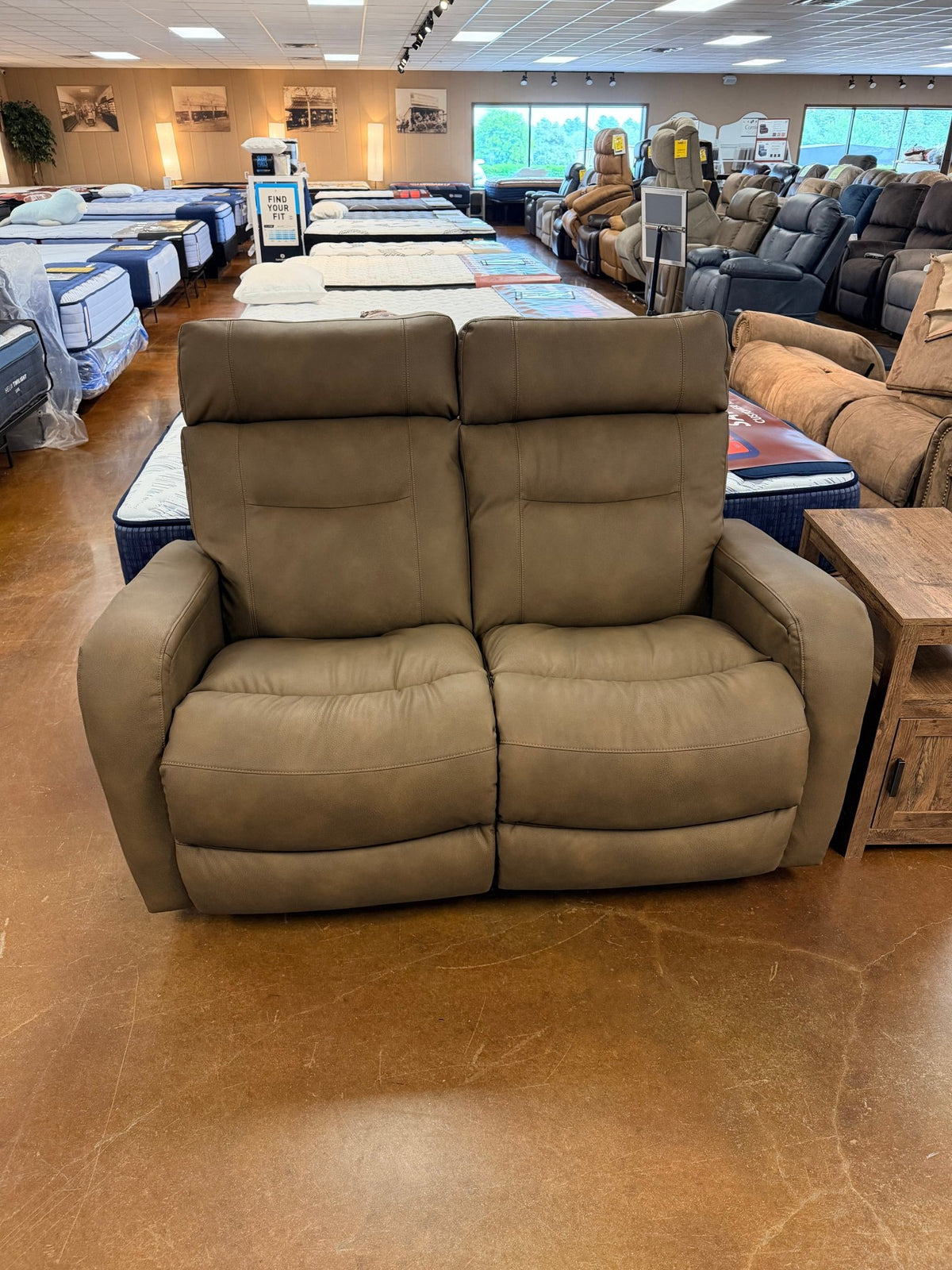 Baron Reclining Loveseat 807-320-E2036-78 - Darseys Furniture & MattressLa-Z-Boy Main image