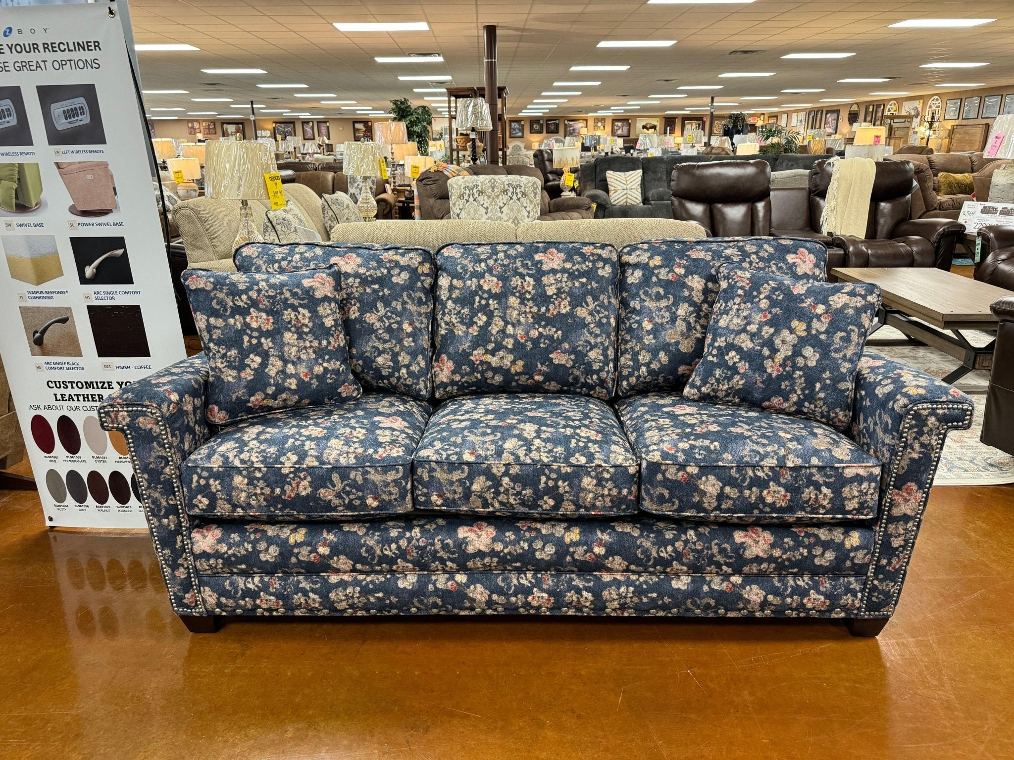 Bexley Sofa 681 - 610 - E1856 - 86 - Darseys Furniture & MattressLa - Z - Boy Main image