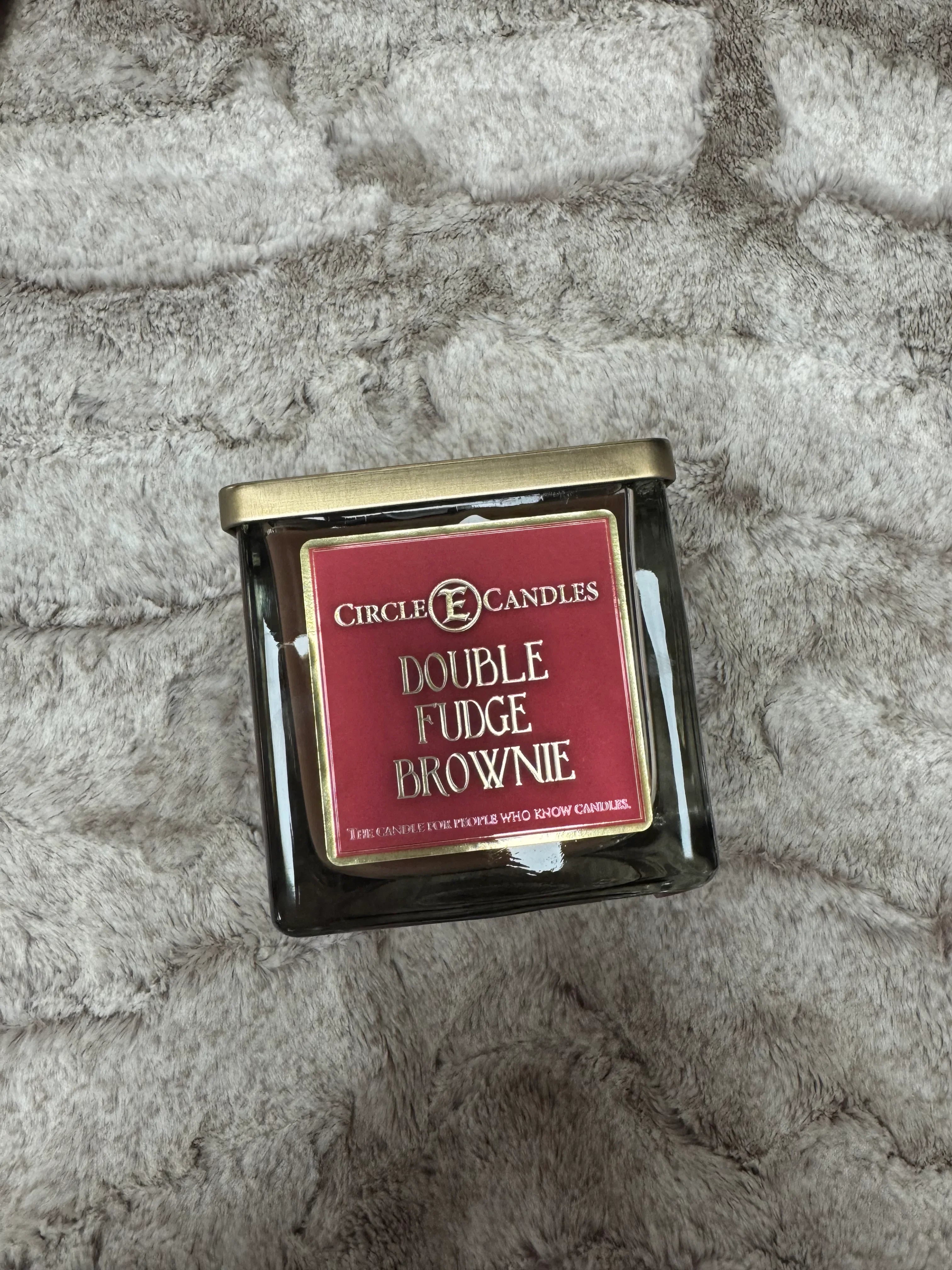 Circle E Double Fudge Brownie 22 Oz Candle - Darseys Furniture & Mattress