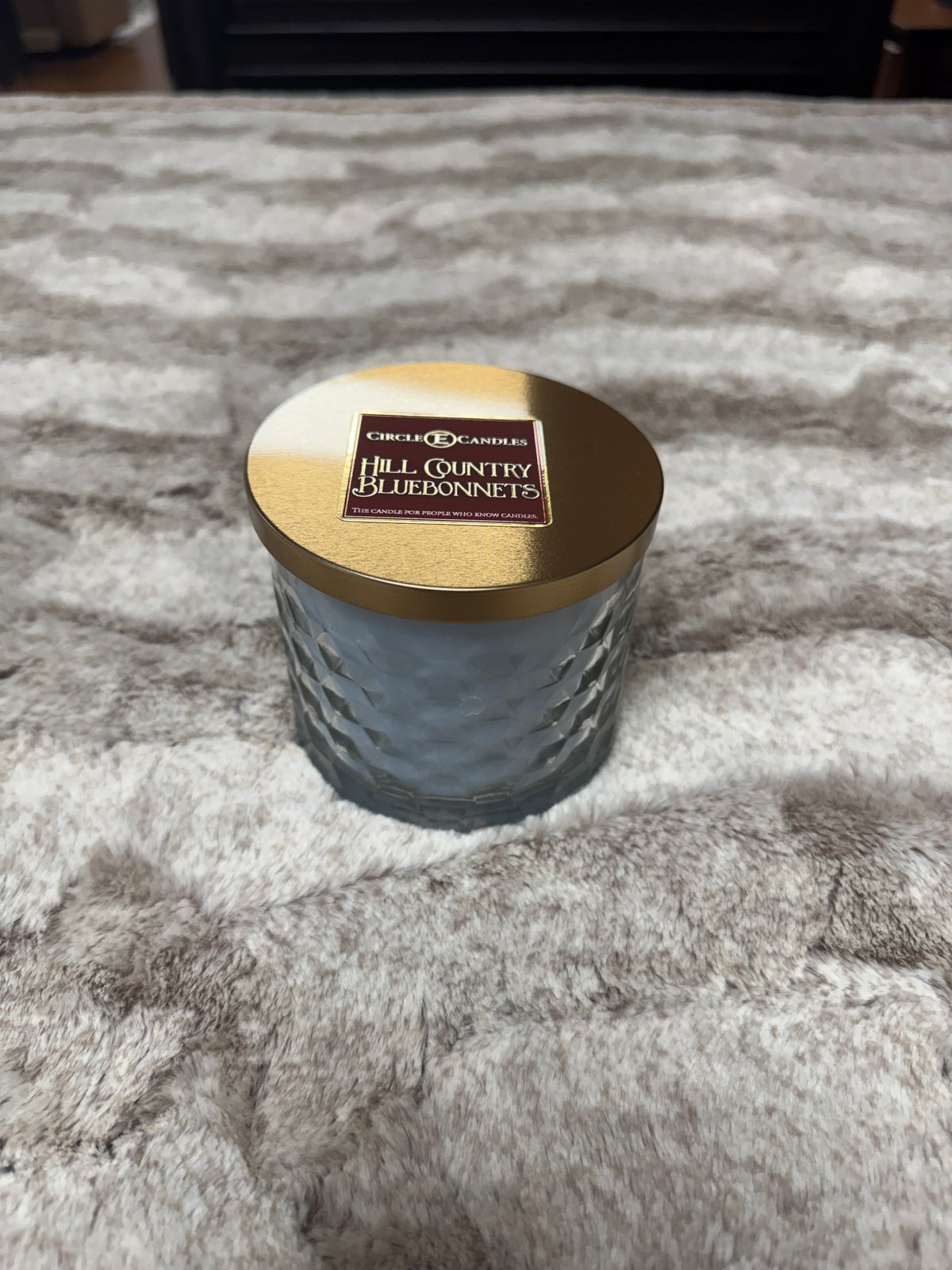 Circle E Hill Country Bluebonnets 17 oz Candle - Darseys Furniture & Mattress