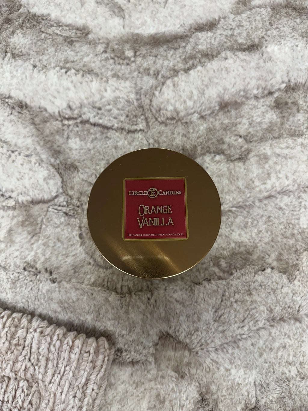 Circle E Orange Vanilla 17 Oz Candle - Darseys Furniture & Mattress