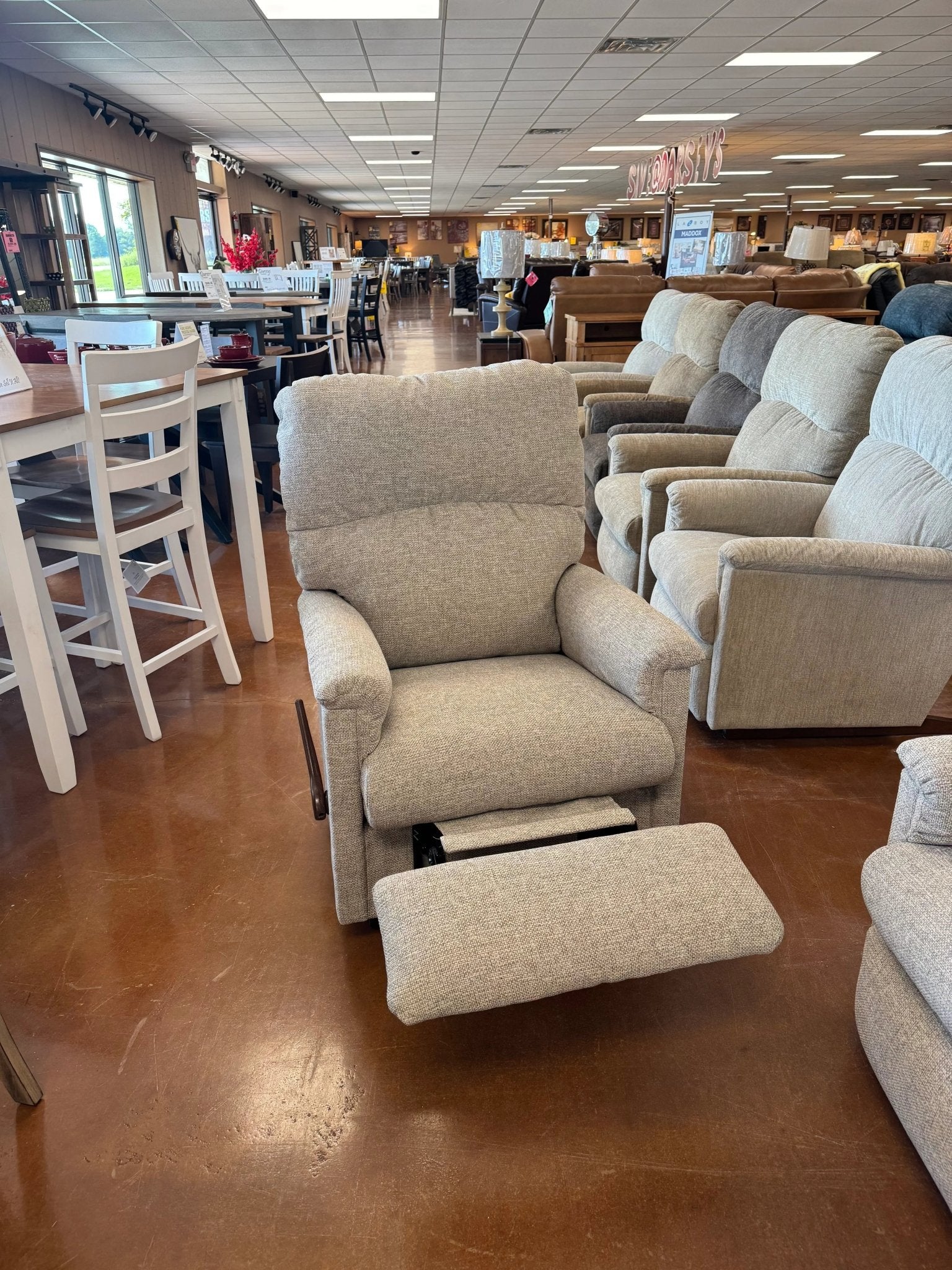 Collage Rocker Recliner 734 - 10 - C1811 - 63 - Darseys Furniture & MattressLa - Z - Boy