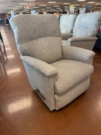 Collage Wall Recliner 734 - 16 - C1811 - 63 - Darseys Furniture & MattressLa - Z - Boy