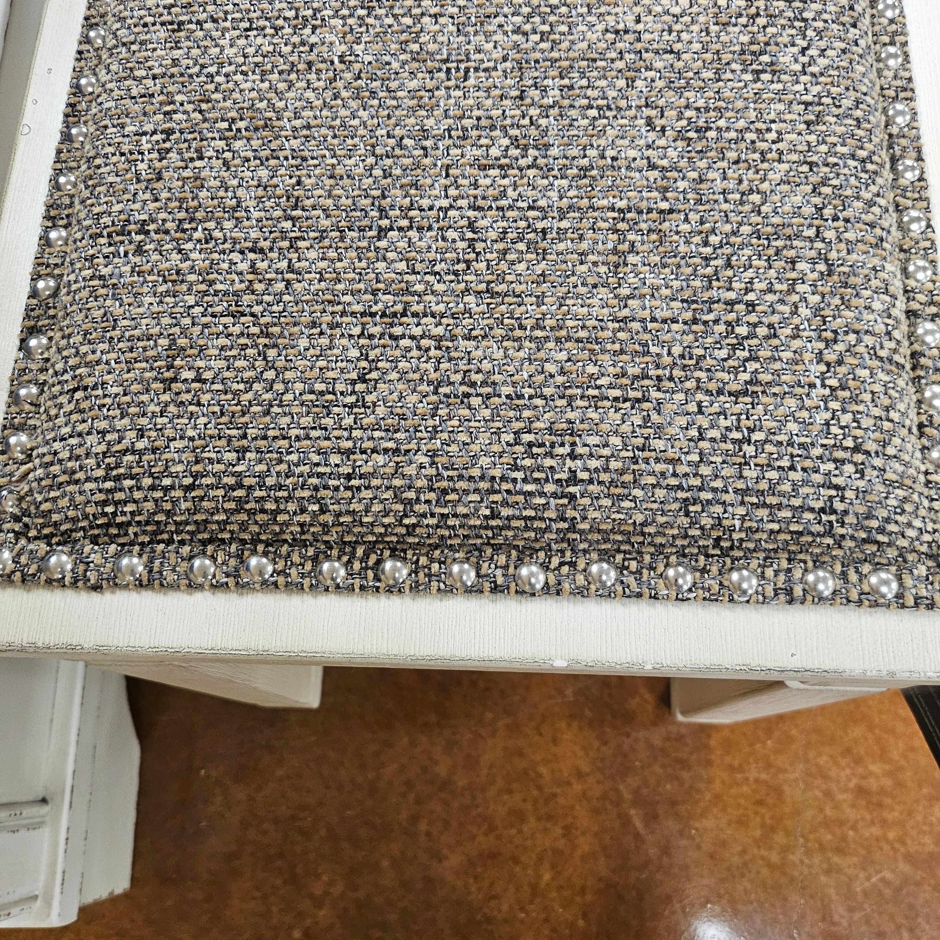 Bolanburg Bench D647-00 Secondary image