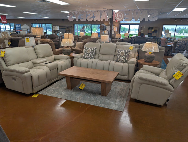 Greyson Power Reclining Sofa 530 - X44 - LB1930 - 32 W2 - Darseys Furniture & MattressLa - Z - Boy