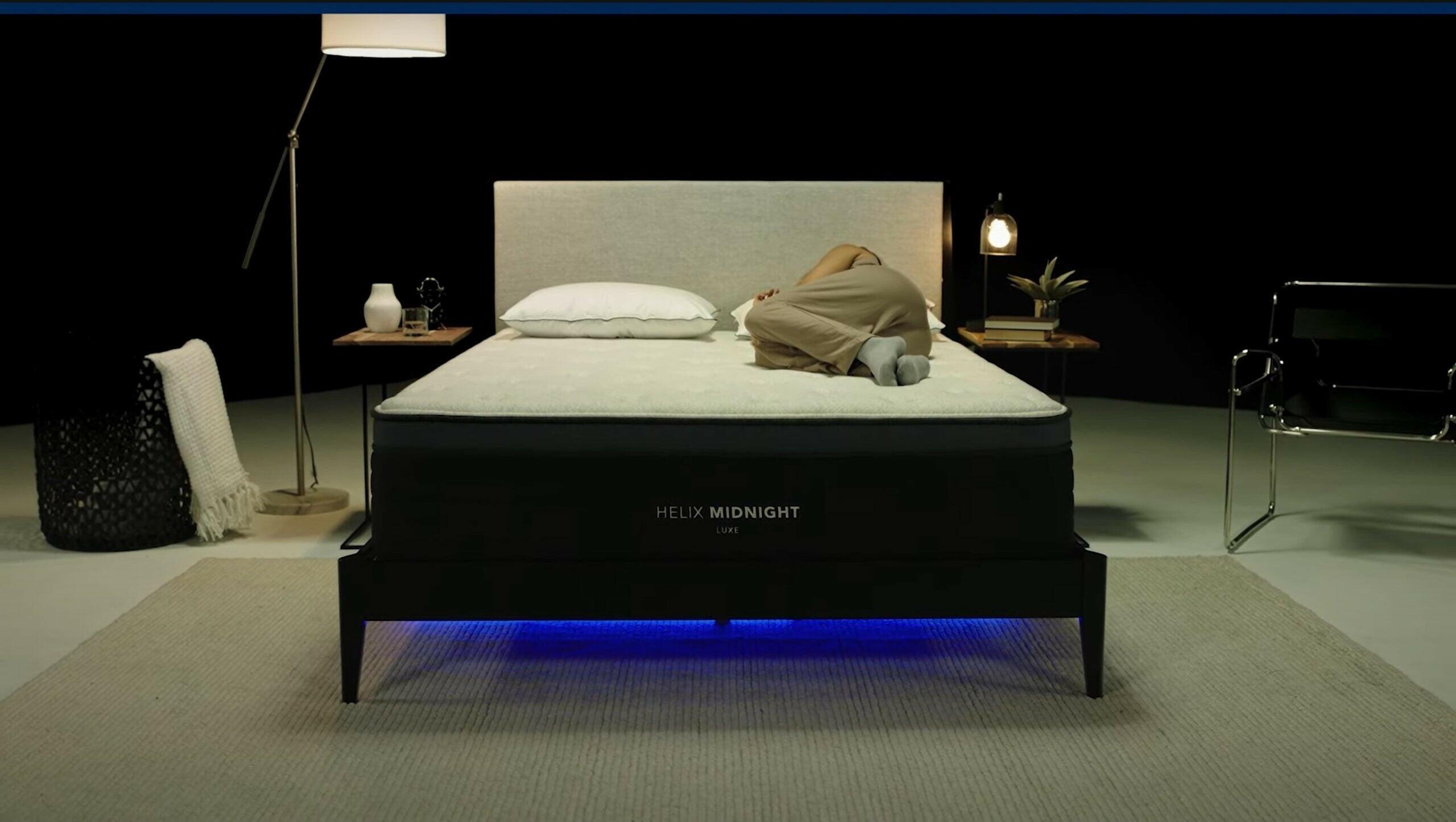 Helix Midnight Luxe W/ GlacioTex Cover Medium Queen Size.