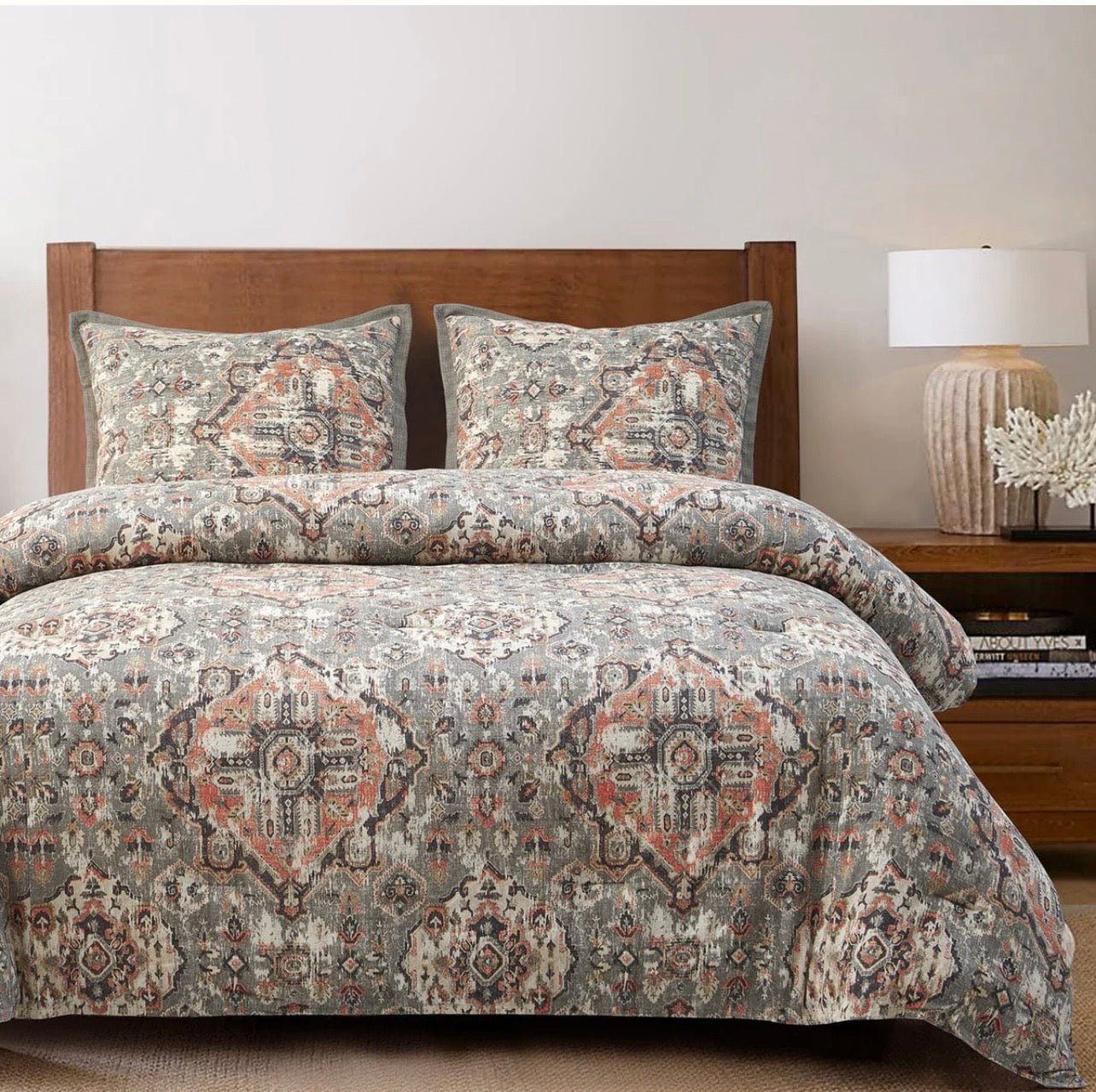 HiEnd Accents Carmen Kilim King Comforter Set - FB1936 - SK - OC - Darseys Furniture & MattressHi End Accents Main image