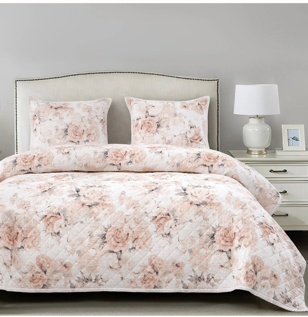 HiEnd Accents Colette Reversible King Quilt Set - Darseys Furniture & MattressHi End Accents