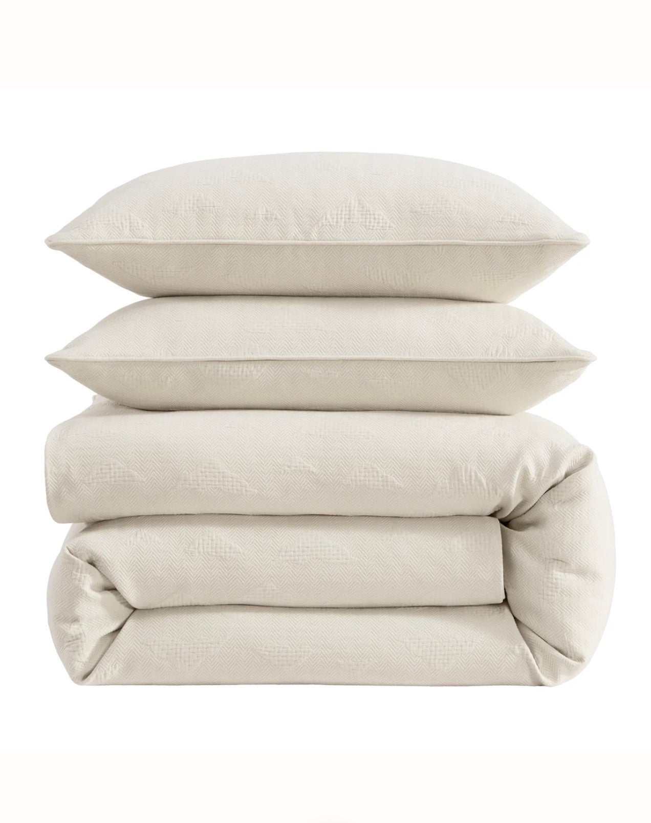 HiEnd Accents, Pikes Peak Matelassé King Bedding Set - Darseys Furniture & MattressHi End Accents Main image