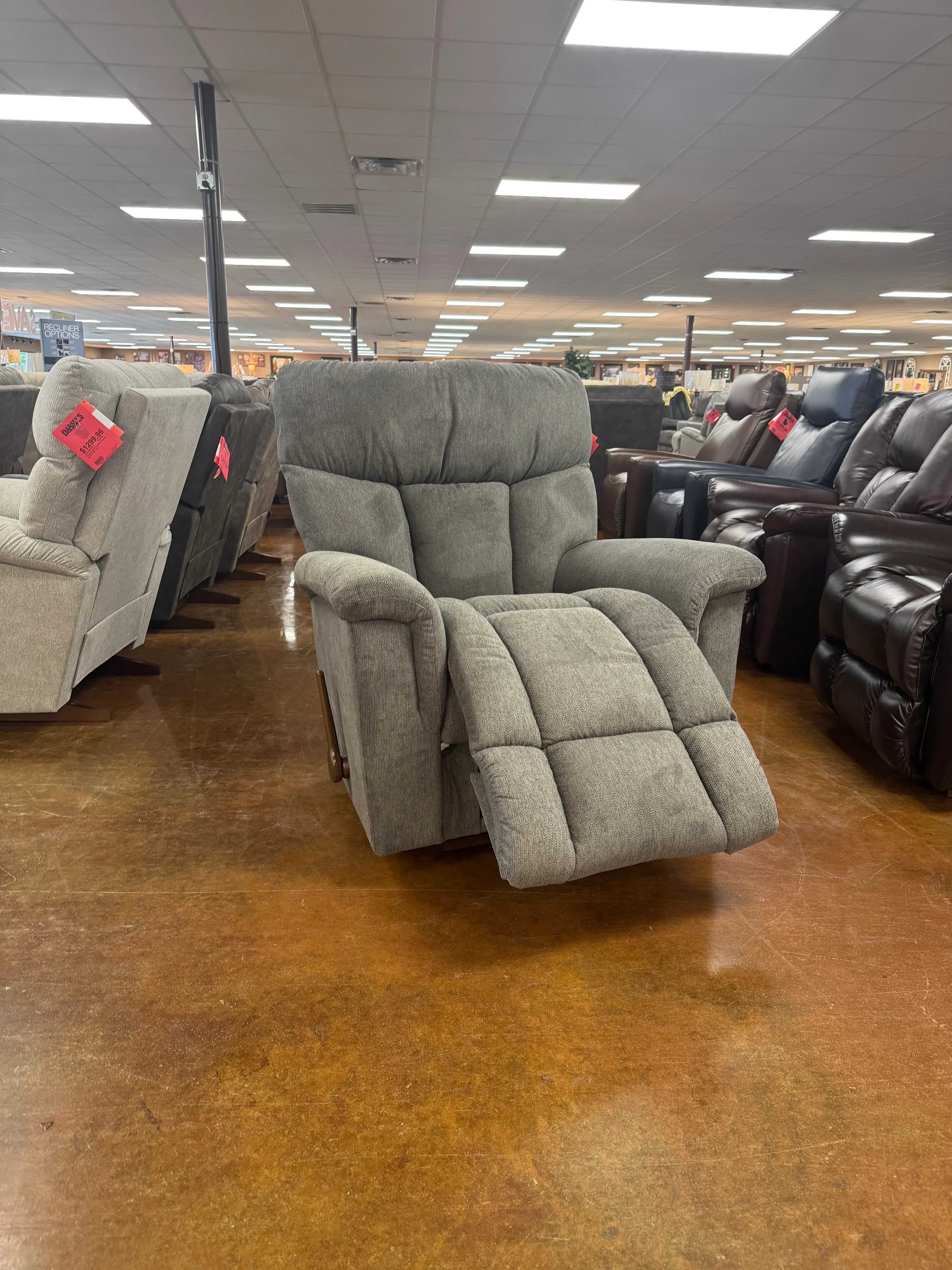 Mateo Recliner 775-10-Q1940-57 - Darseys Furniture & Mattress