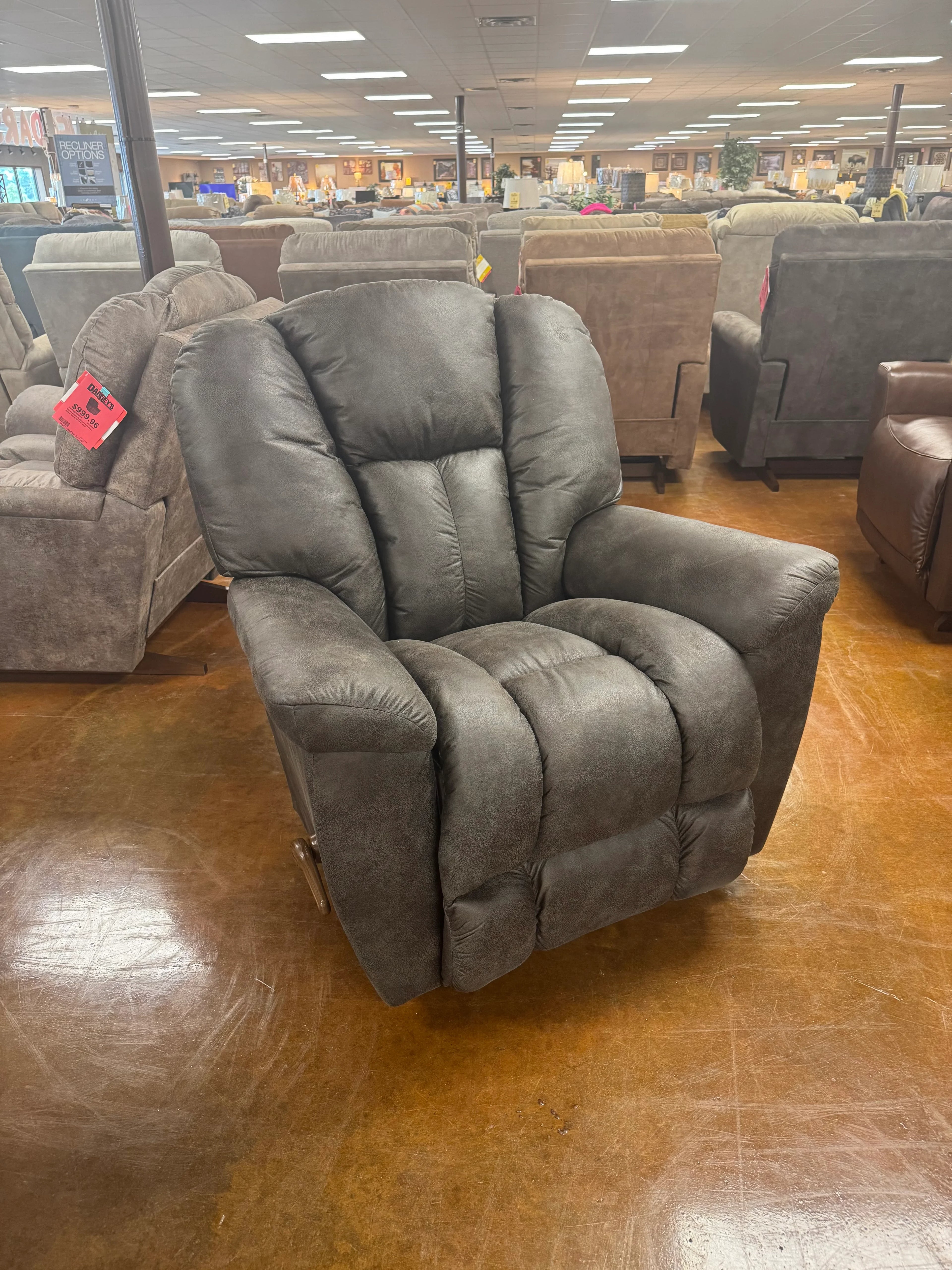 Maverick Recliner 582-10-D1825-58 - Darseys Furniture & Mattress