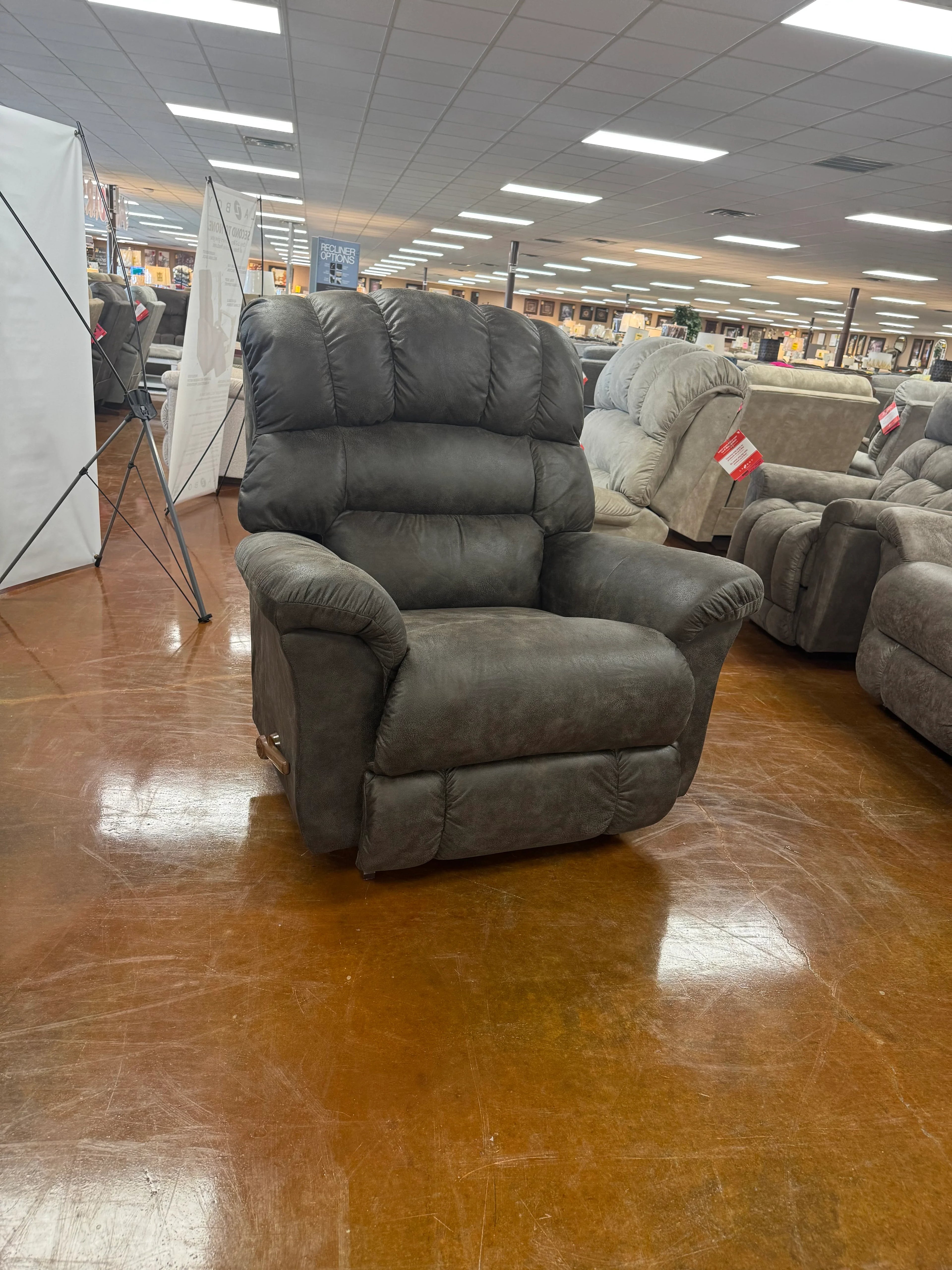 Randell Recliner 777-10-D1825-58 - Darseys Furniture & Mattress