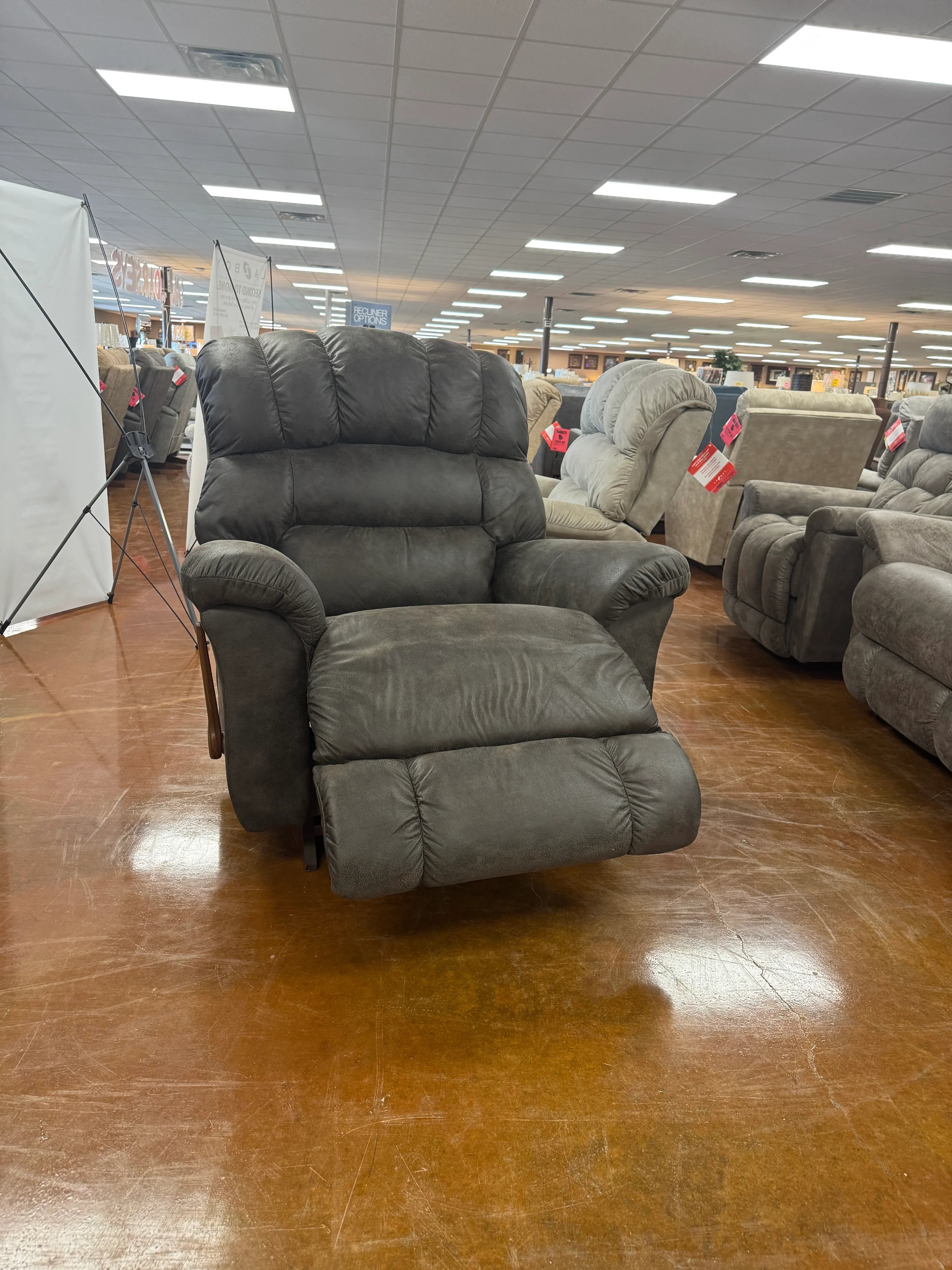 Randell Recliner 777-10-D1825-58 - Darseys Furniture & Mattress