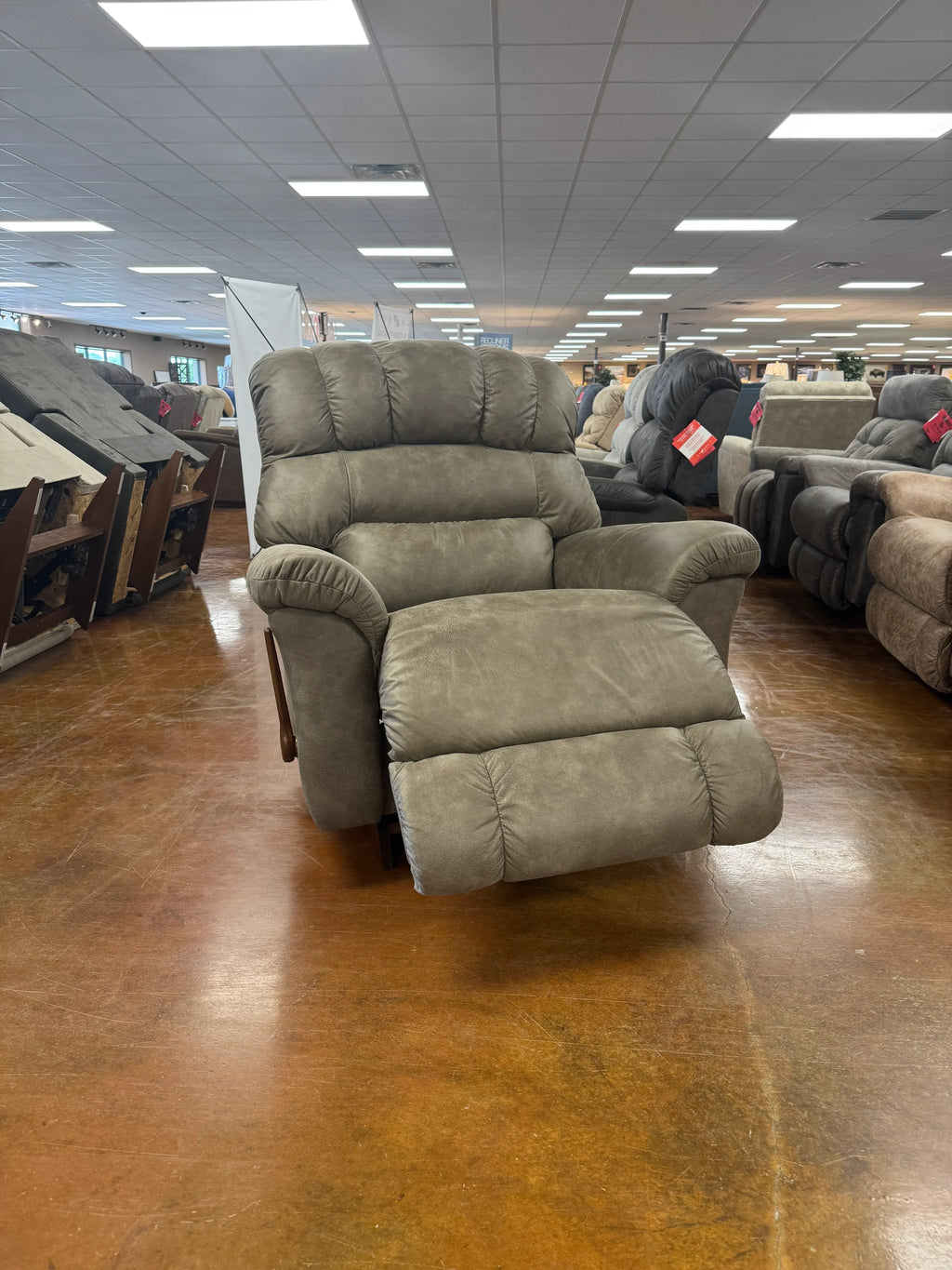Randell Recliner 777-10-D1825-73 - Darseys Furniture & Mattress