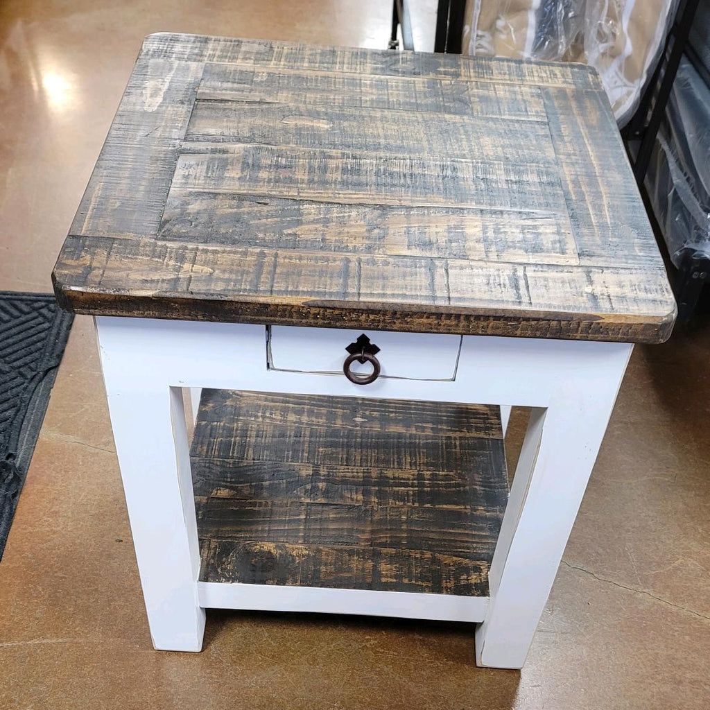 LAT01WD RRR End Table - Darseys Furniture & MattressRed River Rustic