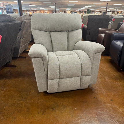 Mateo Recliner 775 - 10 - Q1940 - 54 - Darseys Furniture & MattressLa - Z - Boy