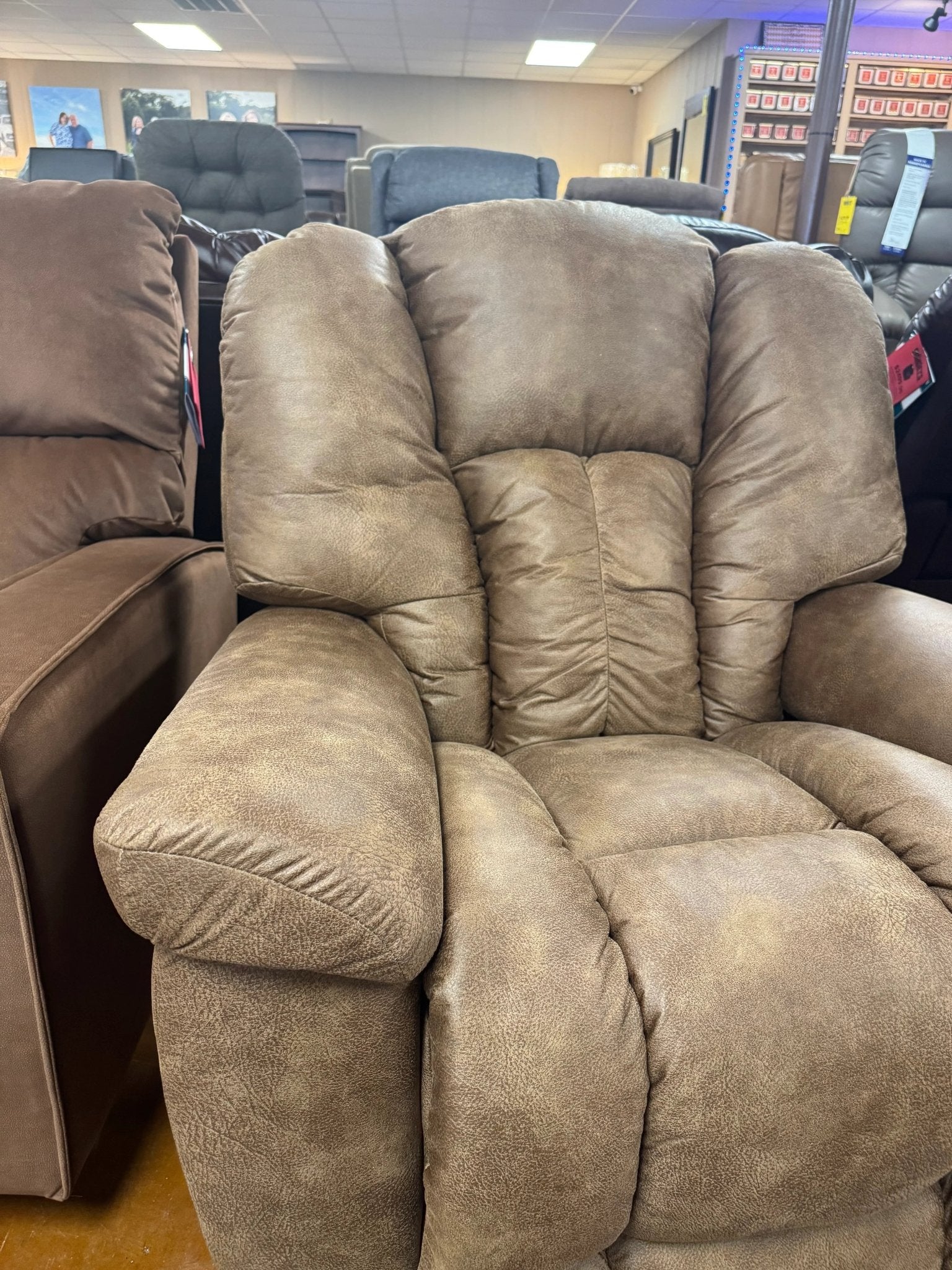Maverick Power Recliner 582 - 10X - D1825 - 74 - Darseys Furniture & MattressLa - Z - Boy