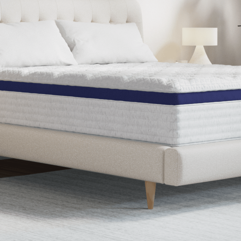 Midnight Core with GlacioTex HEXSMIC66 King Size - Darseys Furniture & MattressHelix