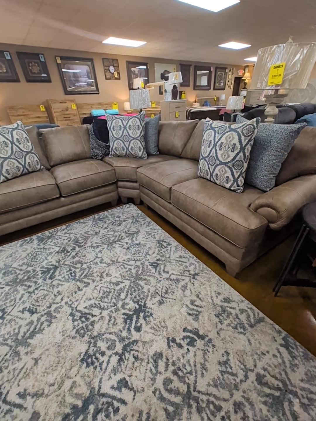 Sicily Chief Hazlenut Sectional 95759/60/99-1916-18