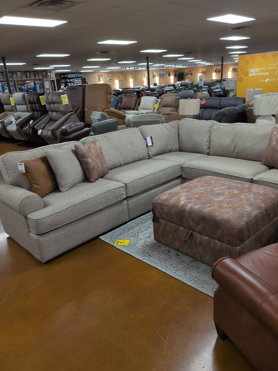 Alani Sectional 665-60A/60B/60M2/6CC-D2101-74