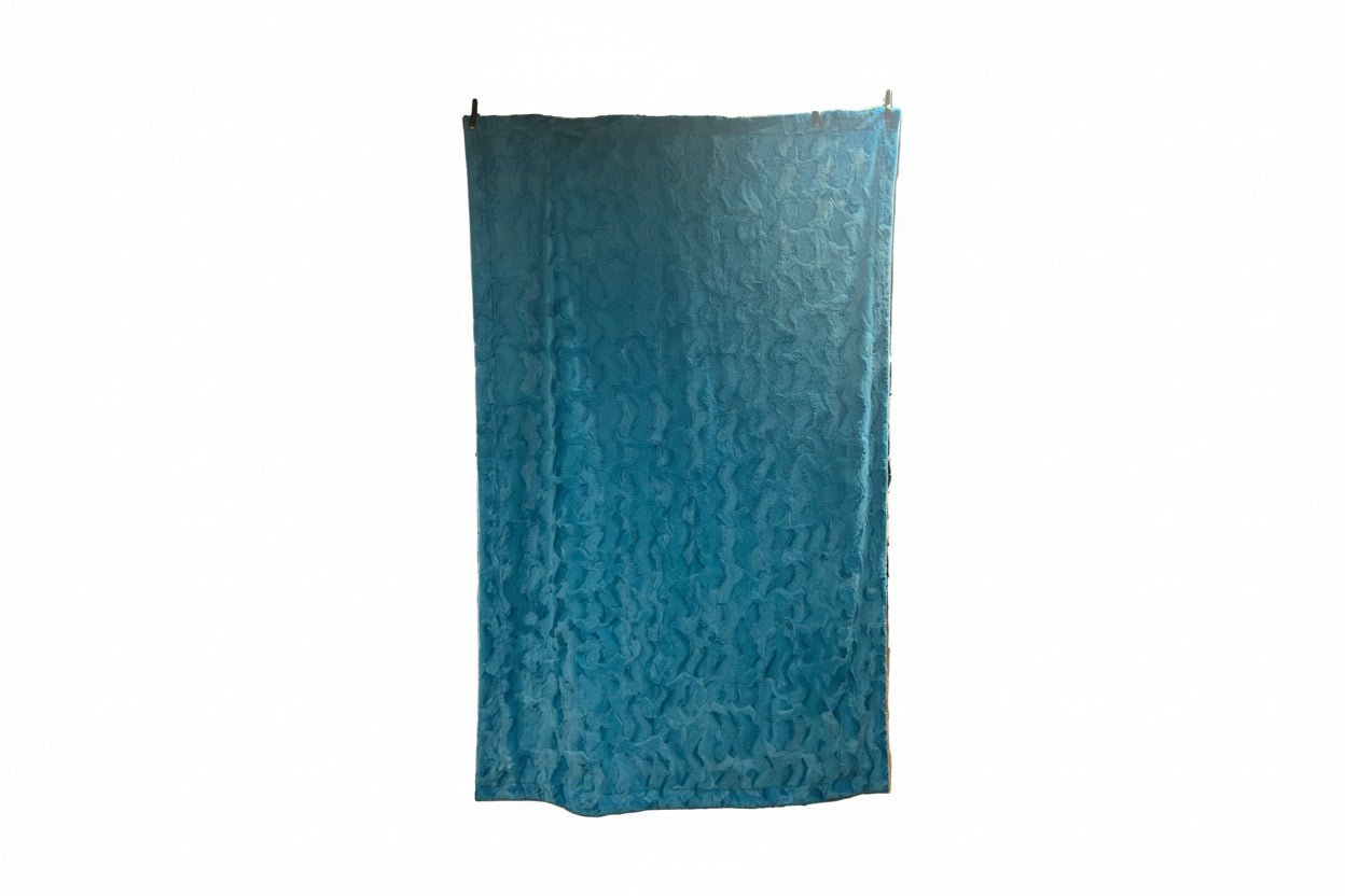 Rain Forest Groovy Turquoise Hide XL Size 80"x55" Secondary image