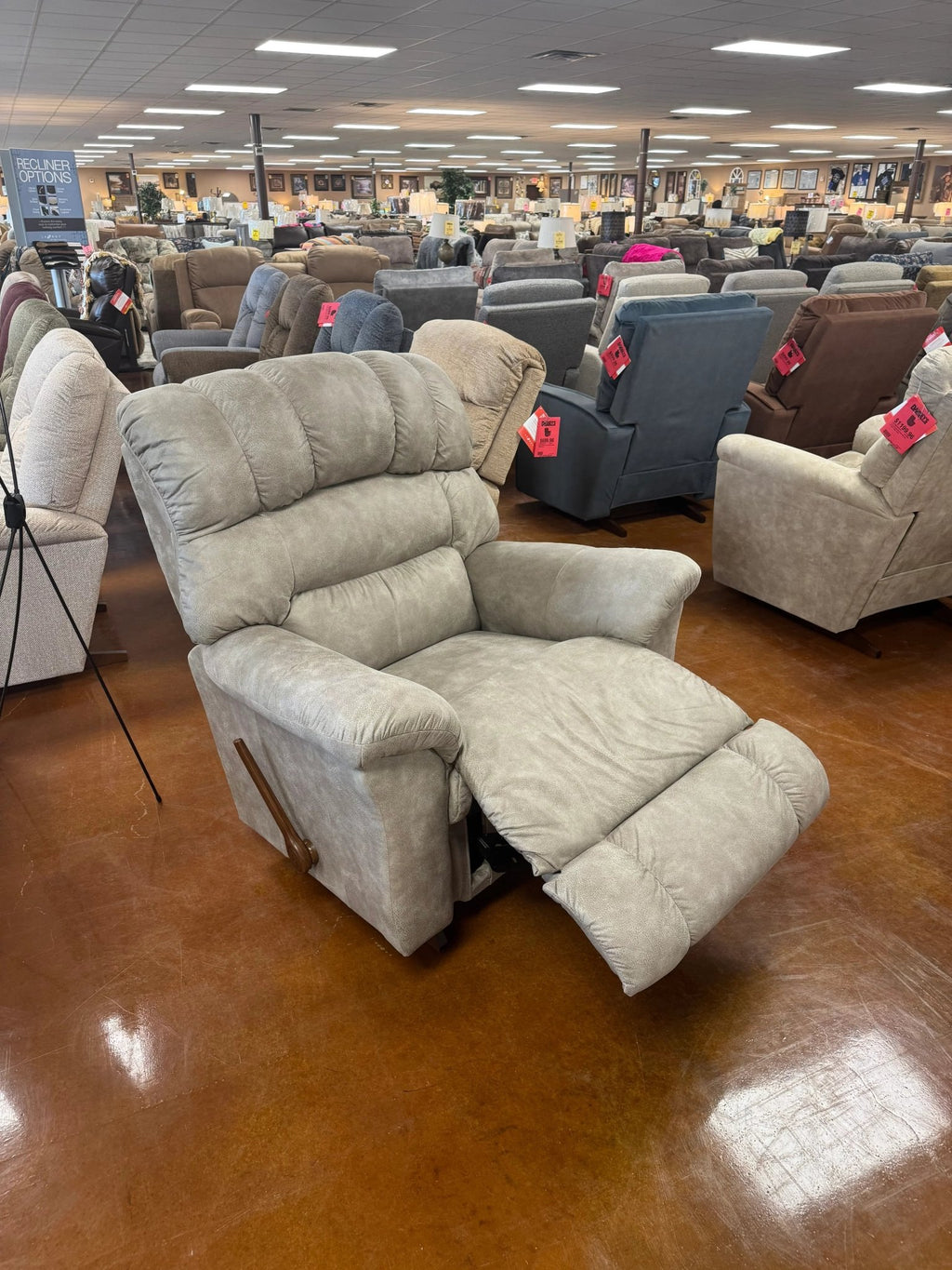 Randell Recliner 777 - 10 - D1825 - 35 - Darseys Furniture & MattressLa - Z - Boy